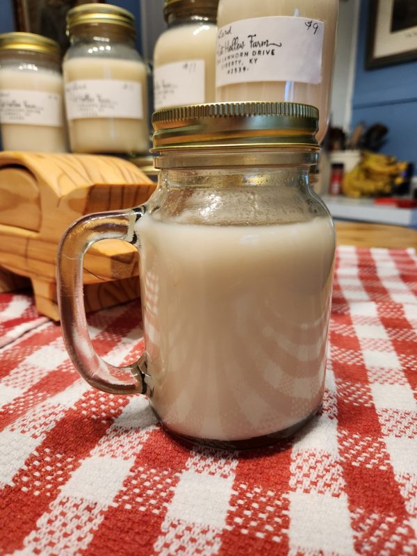 rendered lard in a pint jar, farm raised organic